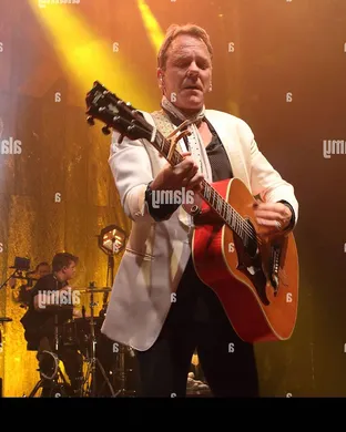 Kiefer Sutherland Tucson